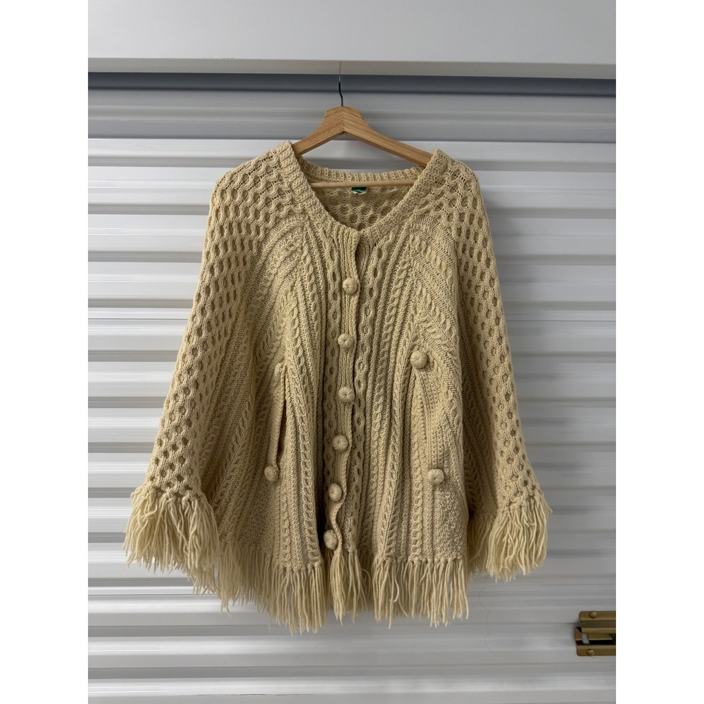 Smith Handmade Wool Knit Poncho Cape Cream Ivory Fringe Button Front Medium
